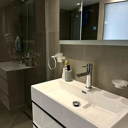 Apartment Lovely Blue Center By Pikhost *