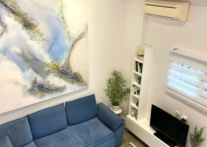 Lovely Blue Center By Pikhost Appartement